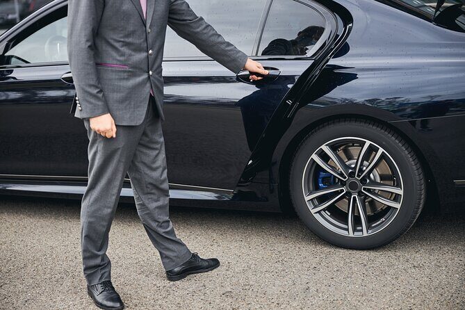 One-way Private Airport Transfer to Sarajevo - Key Points
