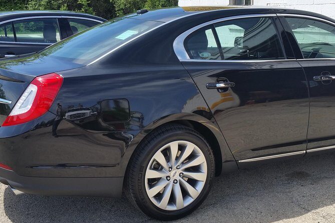 One-Way Private Curbside Midway Airport Transfer - Key Points