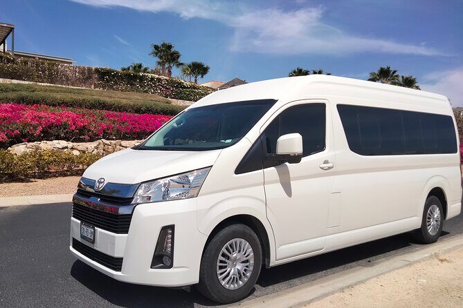 One Way Private Transfer Los Cabos Airport to Cabo San Lucas. - Key Points
