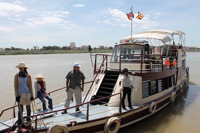 One-Way River cruise/road tour from Phnom Penh to Siem Reap or Siem Reap to PP - Who Will Love This Trip?