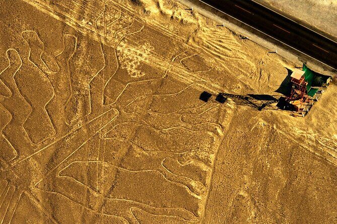 One-way Shuttle Transfer: Nazca to Huacachina - Why This Shuttle Works for You