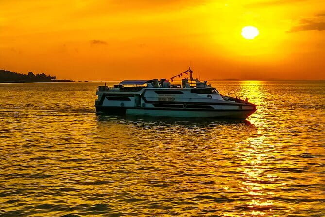 One-way Ticket Fast Boat from Sanur Bali or Nusa Lembongan - The Practicalities: Booking, Duration, and Group Size