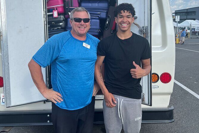 One-Way Transfer: SeaTac Airport Hotels to Seattle Piers 66 & 91 - What to Expect During the Trip