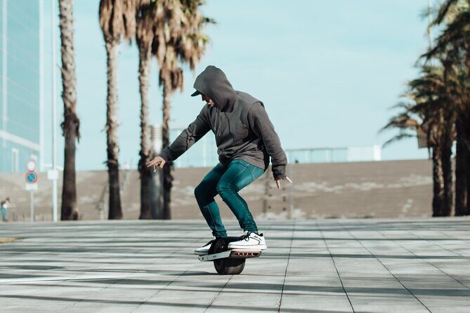 ONEWHEEL Experience Barcelona - ONEWHEEL Experience Barcelona: An Exciting Urban Adventure by the Sea