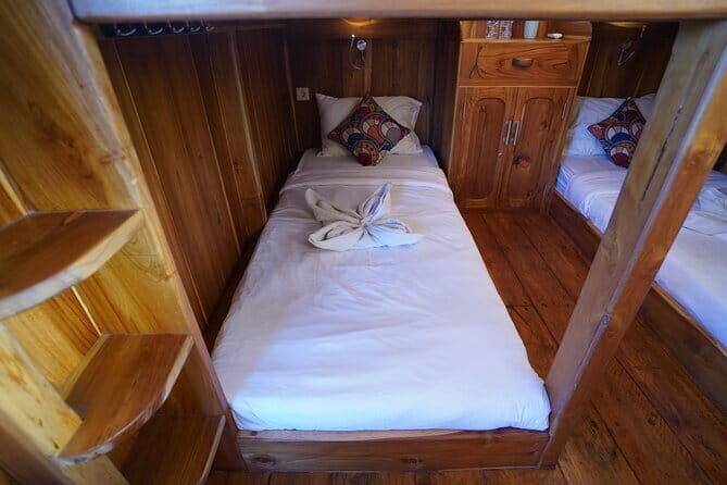 Open Sailing Trip Labuan Bajo, Using Singkolo Pinishi Boat - Frequently Asked Questions