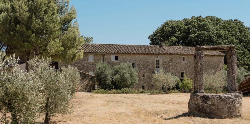 Oppède: Secrets of a Provencal mill in the heart of the Luberon - Oppède: Secrets of a Provencal Mill in the Heart of the Luberon