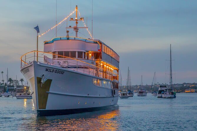 Orange County Premier Dinner Cruise from Newport Beach - A Detailed Look at the Newport Beach Dinner Cruise Experience