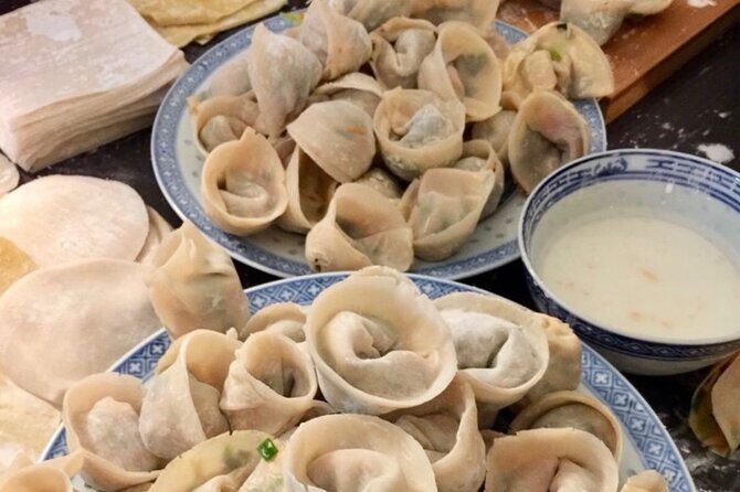 Organic Chinese Dumplings Class From Scratch with Market Walk - Who Should Consider This Tour?