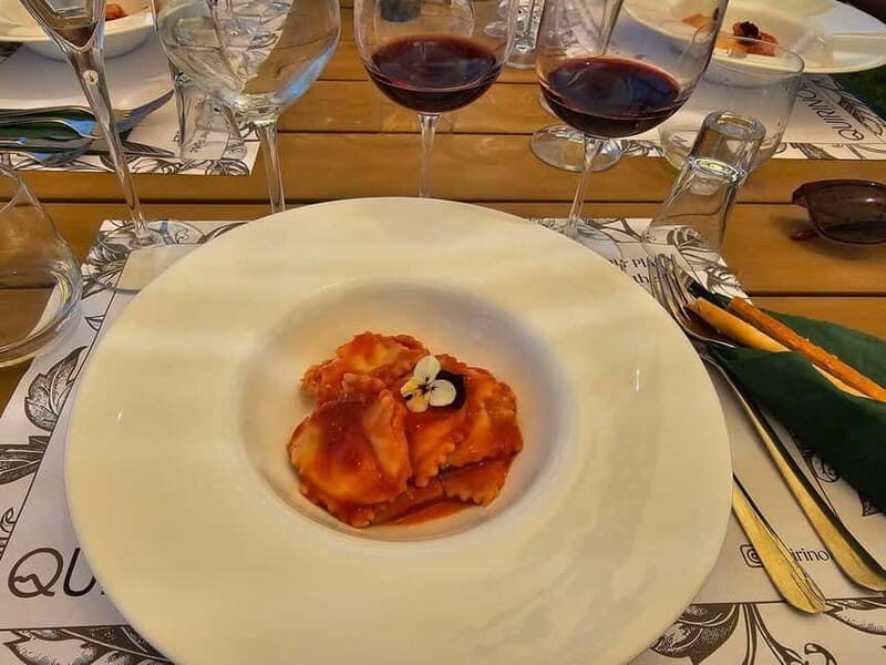 Organic Lunch With Wine Tasting from Pompeii - Organic Lunch With Wine Tasting from Pompeii: A Genuine Taste of Italys Land and Vine