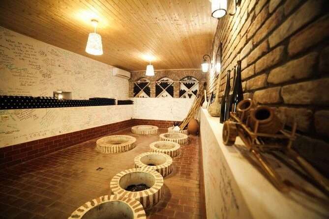 Organic wines of Mtskheta - private tour with lunch and wine tastings - Exploring Mtskheta and Its Wine Heritage