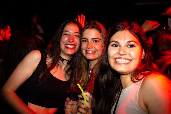 Original Paris Pub Crawl - An Authentic Night Out in Paris: The Original Paris Pub Crawl