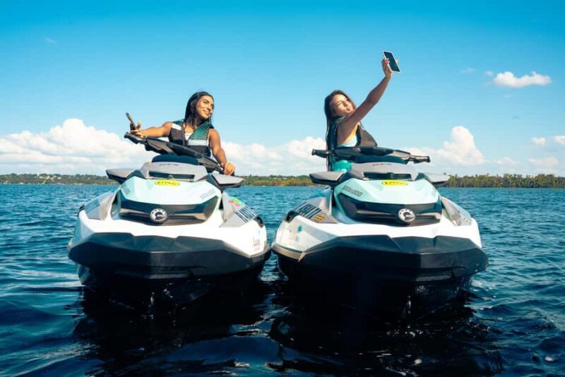 Orlando: Jet Ski Rental - An In-Depth Look at the Orlando Jet Ski Tour