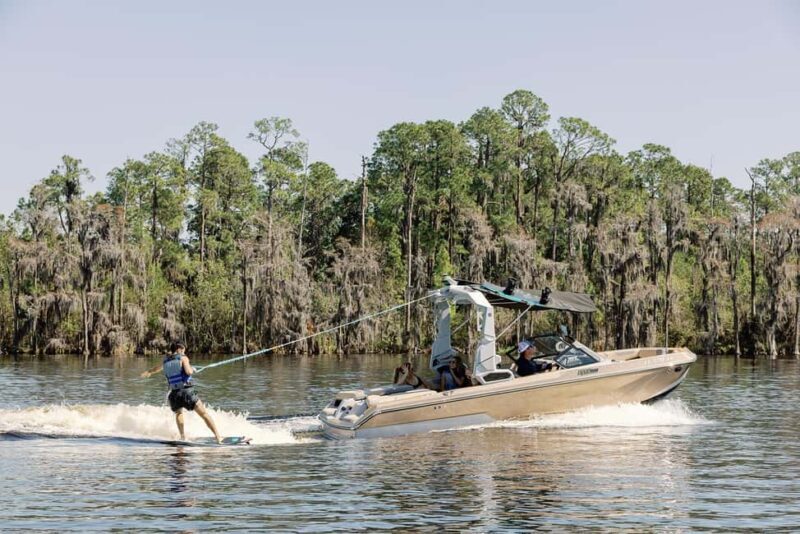 Orlando: Paradise Cove Jet Ski Rental - A Prime Location for Water-based Fun