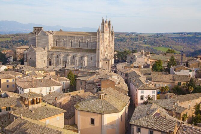 Orvieto and Civita di Bagnoregio Full Day Trip from Rome - Exploring the Itinerary in Depth