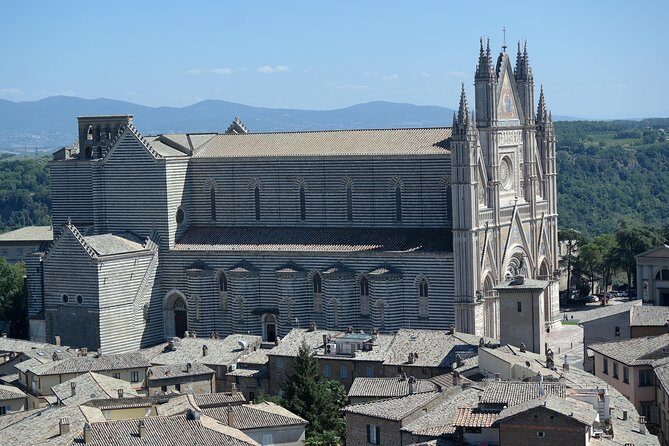 Orvieto Cathedral and Underground Caves Tour - Exploring the Best of Orvieto: Cathedral and Underground Caves Tour