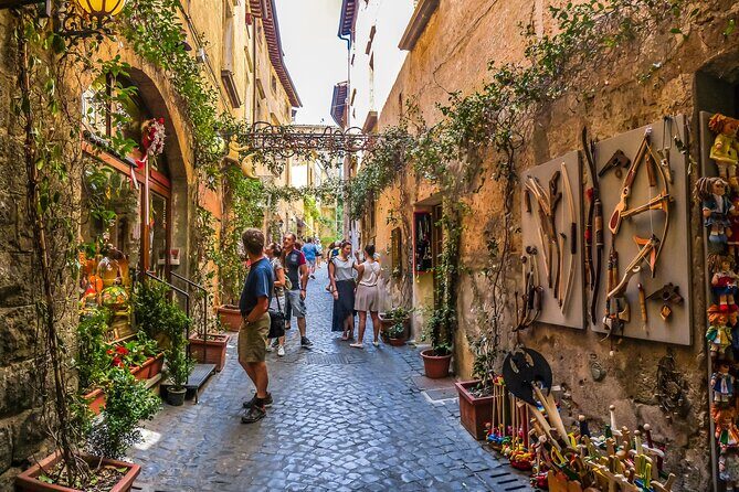 Orvieto Private Full Day Guided Tour from Rome with Lunch - What Makes This Tour Stand Out?