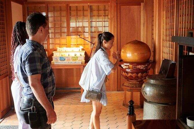 Osaka: 2.5-Hour Private Scenic Hike to Minoo Waterfall - Exploring the Details of the Tour