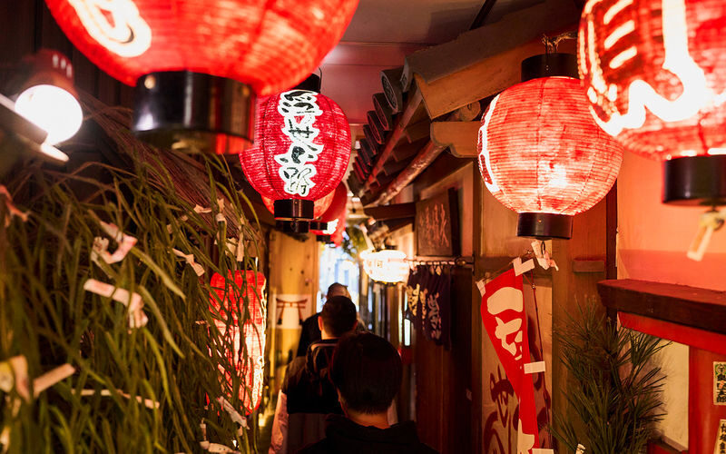 Osaka: 2-Hour Highlights & Hidden Gems Walking Tour - A lively start among Dotonbori’s giant signs