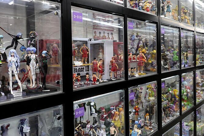 Osaka 4-Hour Walking Tour: Hotspots and Hidden Gems - In-Depth Look at the Tour Experience