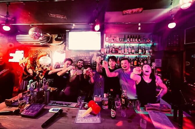 Osaka American village Bar hopping tour - An In-Depth Look at the Osaka American Village Bar Hopping Experience