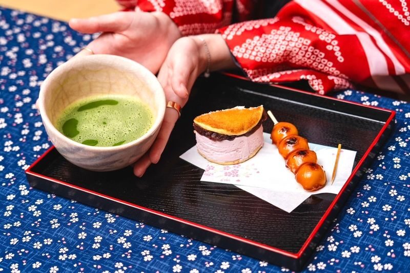Osaka: Aroma Massage with Bamboo stick at the Temple - A temple setting, with a practical arrival tip