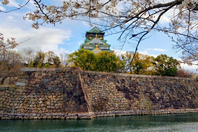 Osaka Castle Hidden Gems Walking Tour + Multilingual Audio Guide - Key Points