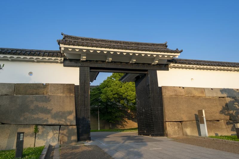 Osaka Castle Historical Private Tour: Stories of Samurai and Shoguns - Choose a departure that suits your energy and schedule