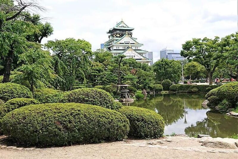 Osaka: Castle, Museum, and Cup Noodle Walking Tour - Discover Osaka’s Many Faces in a Day