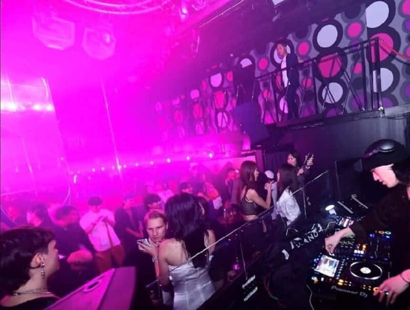 Osaka: CHEVAL All-You-Can-Drink Ticket & VIP(For Foreign) - Key Points