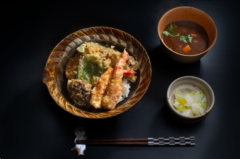 Osaka Cooking Class: Crispy Tempura Donburi & Miso soup - Key points to know before booking