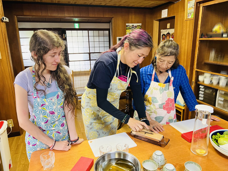 Osaka Cooking Class: Crispy Tempura Donburi & Miso soup - Is $94.59 good value?