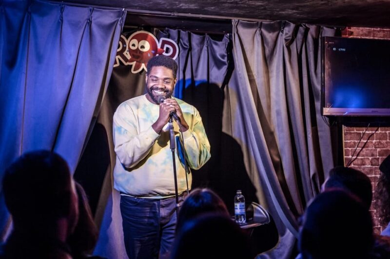 Osaka: English Stand Up Comedy Show at Osaka Comedy Club - Key Points