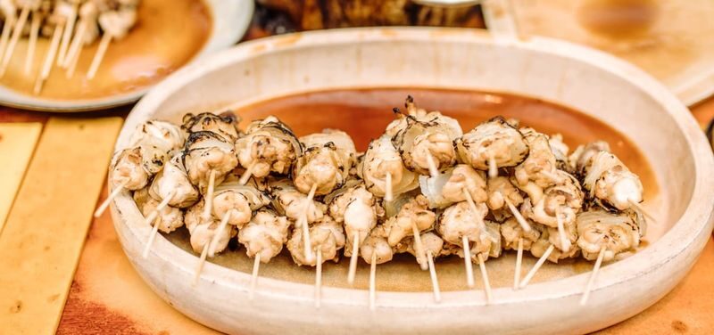 Osaka Food Tour: Explore Dotonbori & Ura Namba with a Local - What the three hours look like