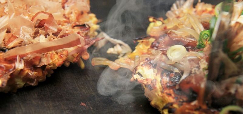 Osaka Food Tour: Explore Dotonbori & Ura Namba with a Local - How the food and drink pricing works