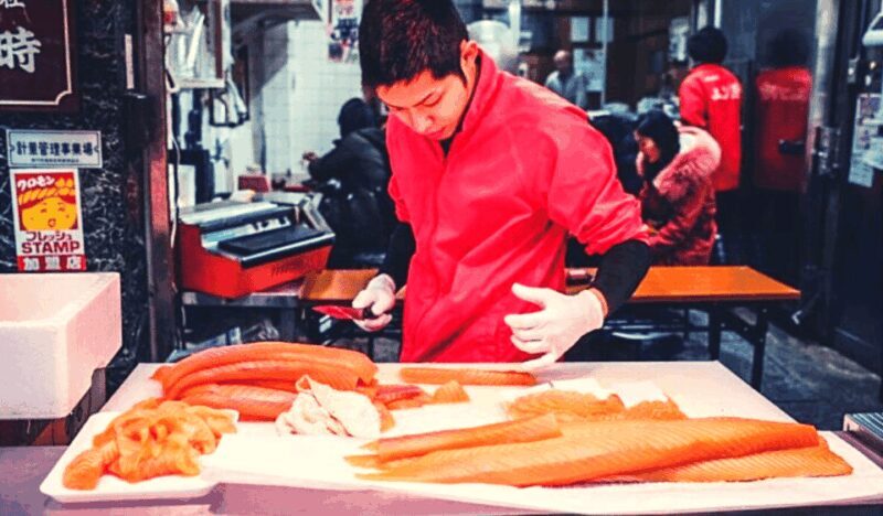 Osaka: Hotspots and Hidden Gems Guided Walking Tour - Key Points