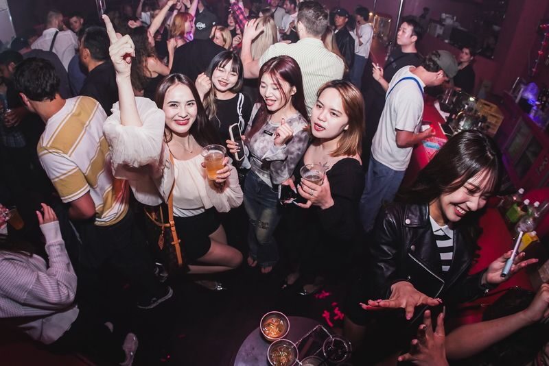 Osaka: Iconic All-Pink Club Entry (with optional VIP Upgrade) - Key points before you book
