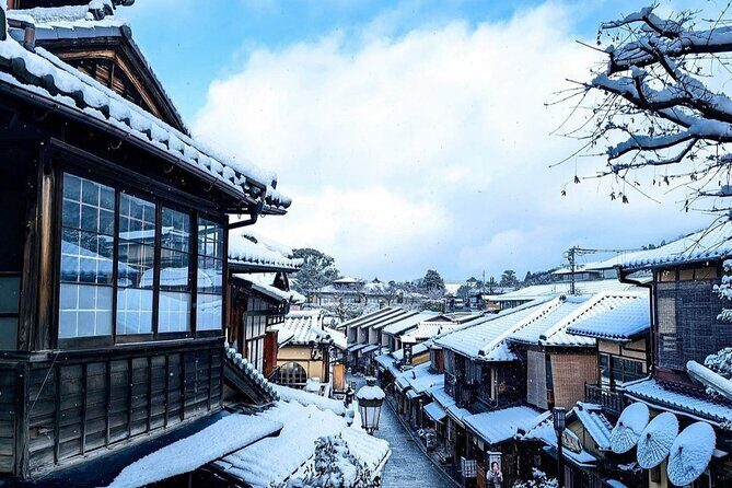 Osaka / Kyoto: Kinkaku-ji, Kiyomizu-dera Temple, Sannenzaka & Uji - A Deep Dive into the Kyoto / Uji Day Tour