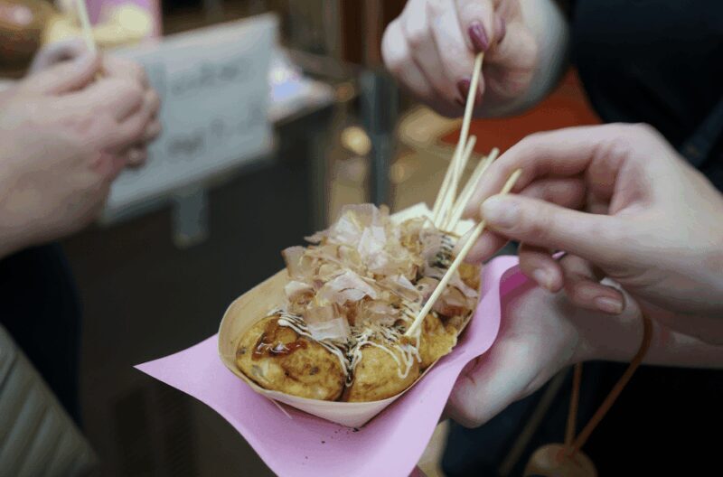 Osaka Private Custom Tour with Local Guide - What Makes This Tour Stand Out