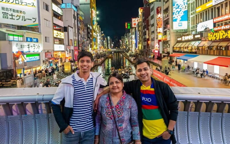 Osaka: Private Vibrant Nighttime Photoshoot (Dotonbori) - Key Points