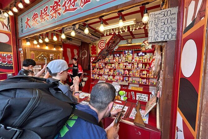 Osaka Retro Tour Free For kids and family friendly experience - Key Points