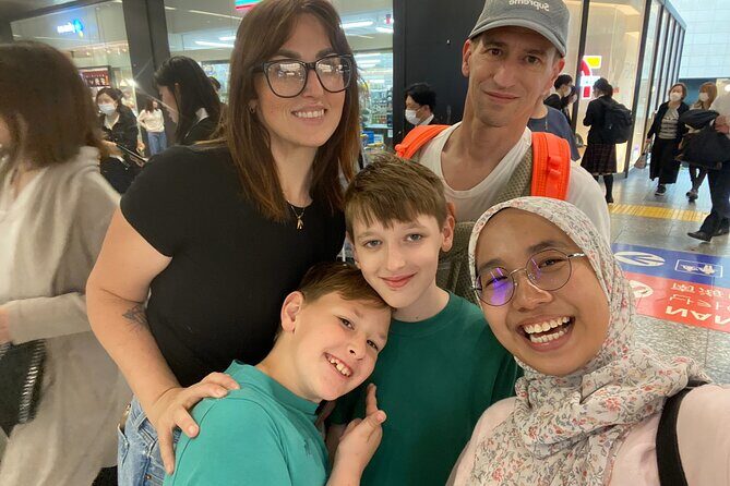 Osaka Retro Tour Free For kids and family friendly experience - Value Proposition