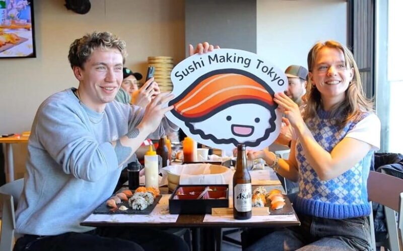 Osaka: Roll and Authentic Sushi Making Class in Dotonbori - Key Points