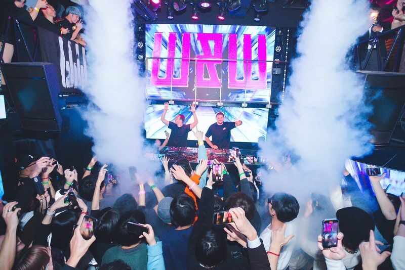 Osaka Shinsaibashi: CRAZY LAND by CHEVAL Nightclub Admission Ticket - At a glance