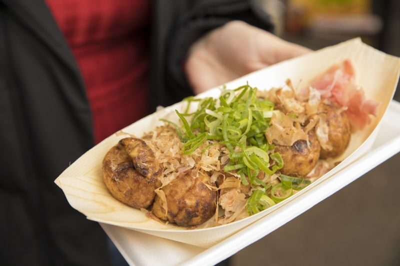 Osaka Shinsekai Evening Food Tour - Should you book the Osaka Shinsekai Evening Food Tour?
