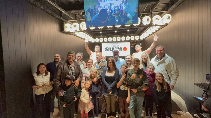 OSAKA Sumo Live Match show Experience with salt-throwing Challenge! - Getting to Osaka Sumo Shinsekai