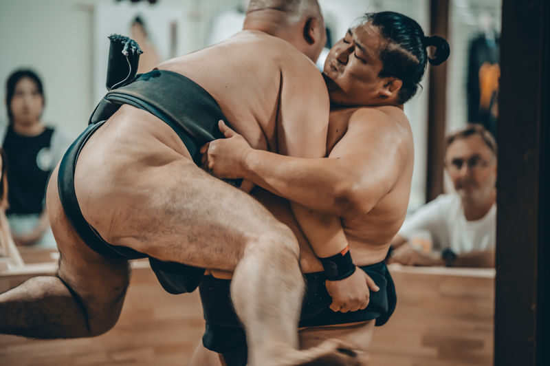 Osaka: Sumo Show & Challenge + Sumo-styled Breakfast 8:30AM - Getting to Osaka Sumo Kaminari Ichimon