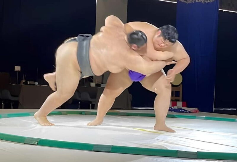 Osaka: Sumo Show with Halal Sukiyaki - Exploring the Osaka Sumo Show with Halal Sukiyaki
