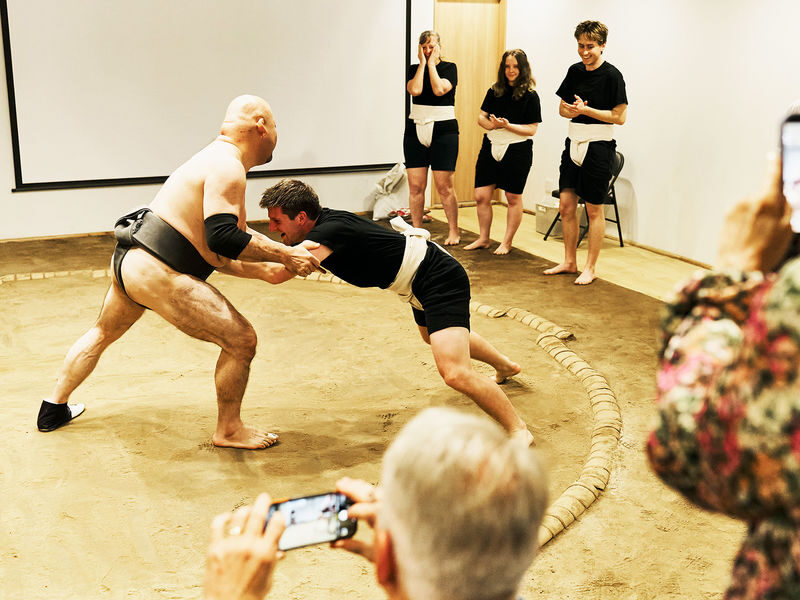 Osaka: Sumo Show with Live Match & Audience Challenge - Making sense of the one-hour and 90-minute timings