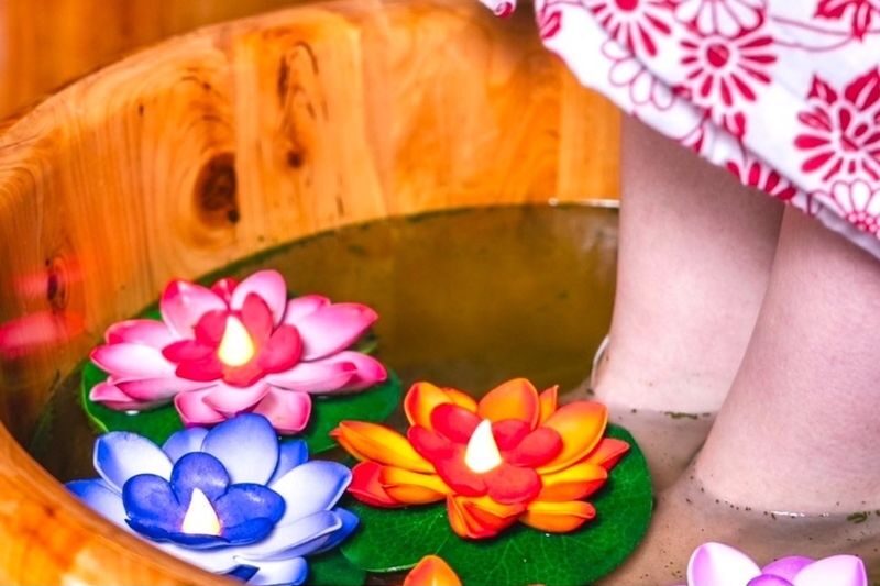 Osaka: Tea Ceremony and Foot Bath Experience at Saishoji Temple - Getting to the right door