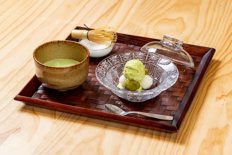 Osaka Wagyu Sukiyaki & Crab All-You-Can-Eat Experience！ - What the meal at Ushimaru is like